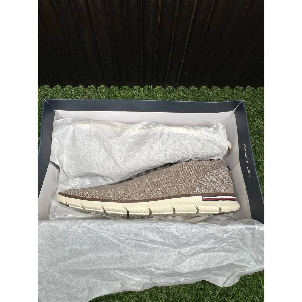 Size 8 M - Tommy Hilfiger Men's tm Warden Oxford - Light Natural Texture